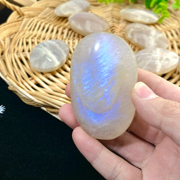Random 1PC Moon And Sun Moonstone Polished Palm Stone,Stone Collections,Excellent Gifts,Friend Gift,DIY Deco,Room Deco