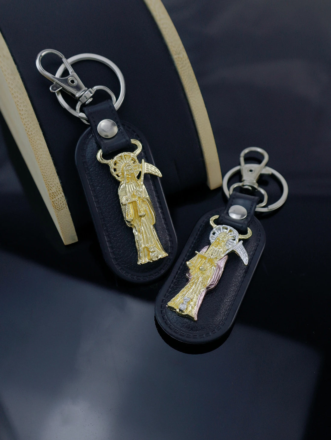 1pc Santa Muerte Pendant Metal and Faux Leather Keychain