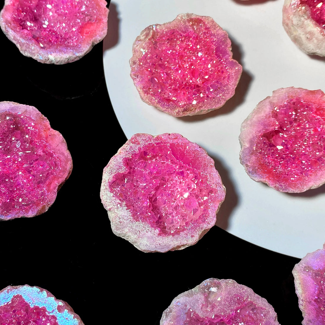 Random 1PC High Quality Pink Aura White Agate Natural Crystal Raw Stone,Mineral Crystal,Family And Friends Gift,Decoration