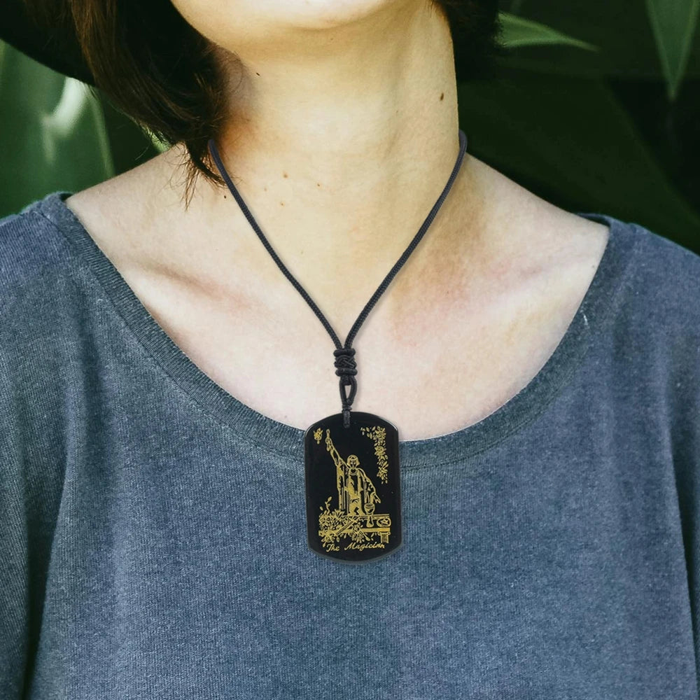 Natural Obsidian Tarot Cards Pendant Wealth Amulet Major Arcana Divination Charm Jewelry Star Moon Knight Empress Women Necklace