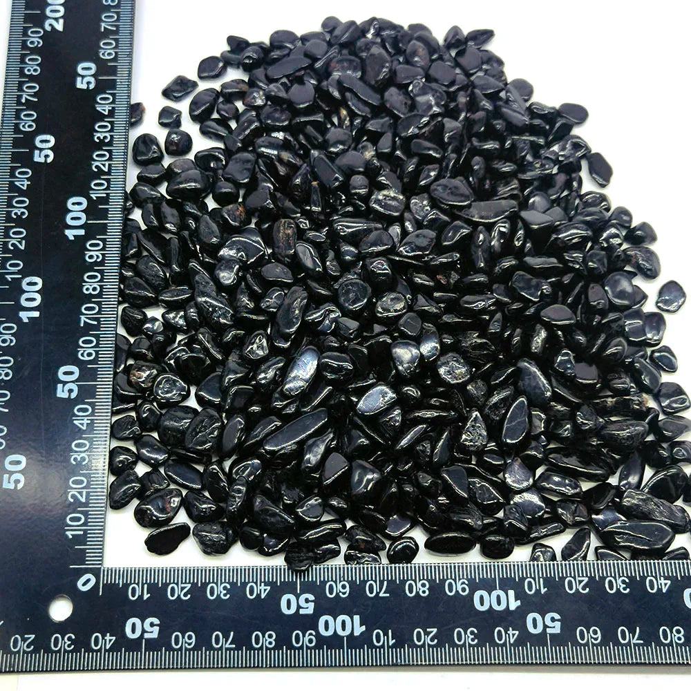 Black Tourmaline Natural Irregular Tumbled Crystals Chip Ore Reiki Healing Energy Quartz Gems for Aquarium Fish Tank Home Decor