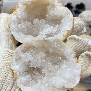 Natural Cutting Crystal Agate Geode Cutting Crystal Cluster Healing Stone Reiki Rock Mineral Specimen Quartz for DIY Home Decor