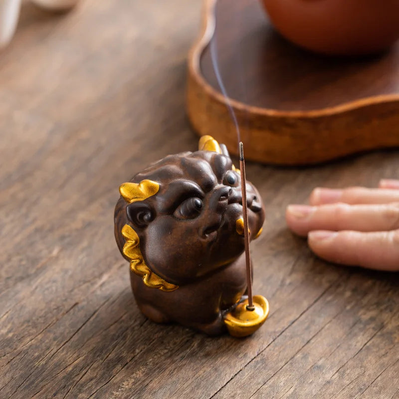 Ceramic Kiln Transforms into Cute and Cute Dragon Sleeping Incense Stove, Home Decoration Mini Dragon Line Incense Platform